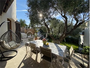 chateau à la vente -   83130  LA GARDE, surface 101 m2 vente chateau - UBI473970125
